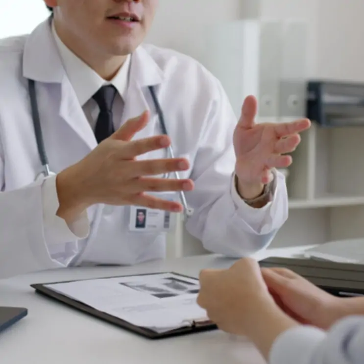 Why Doctors Are Cautious About Glucosamine